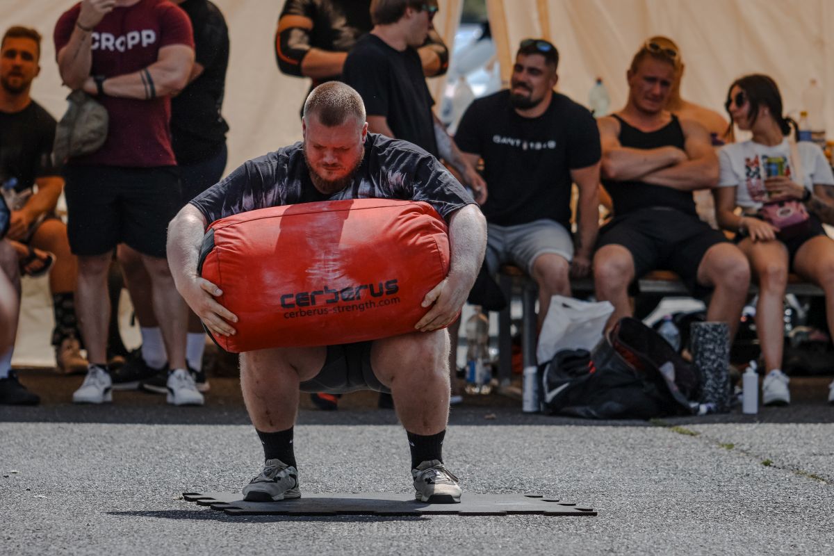 Sandbag carry